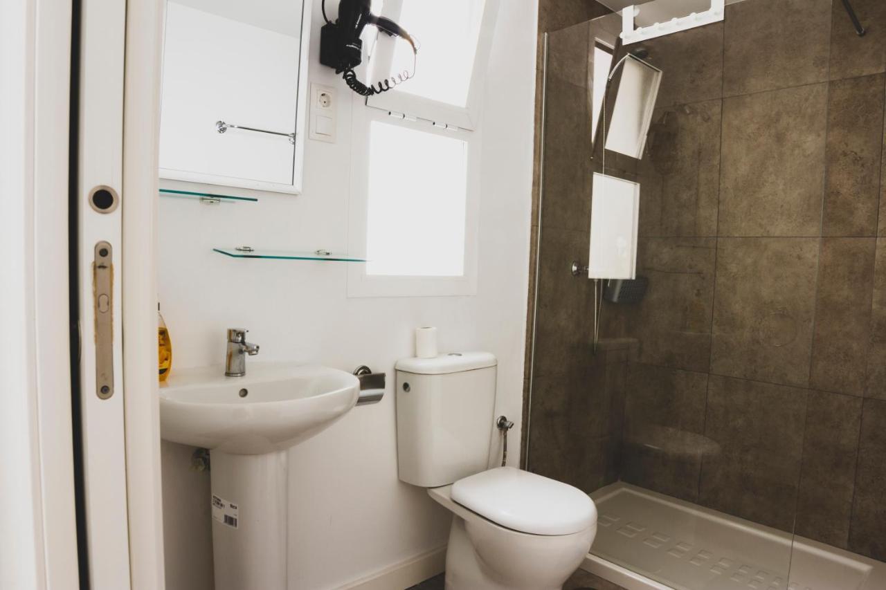 Cdz - Botica, Encantador Apartamento En Pleno Centro Historico Cadiz Bagian luar foto