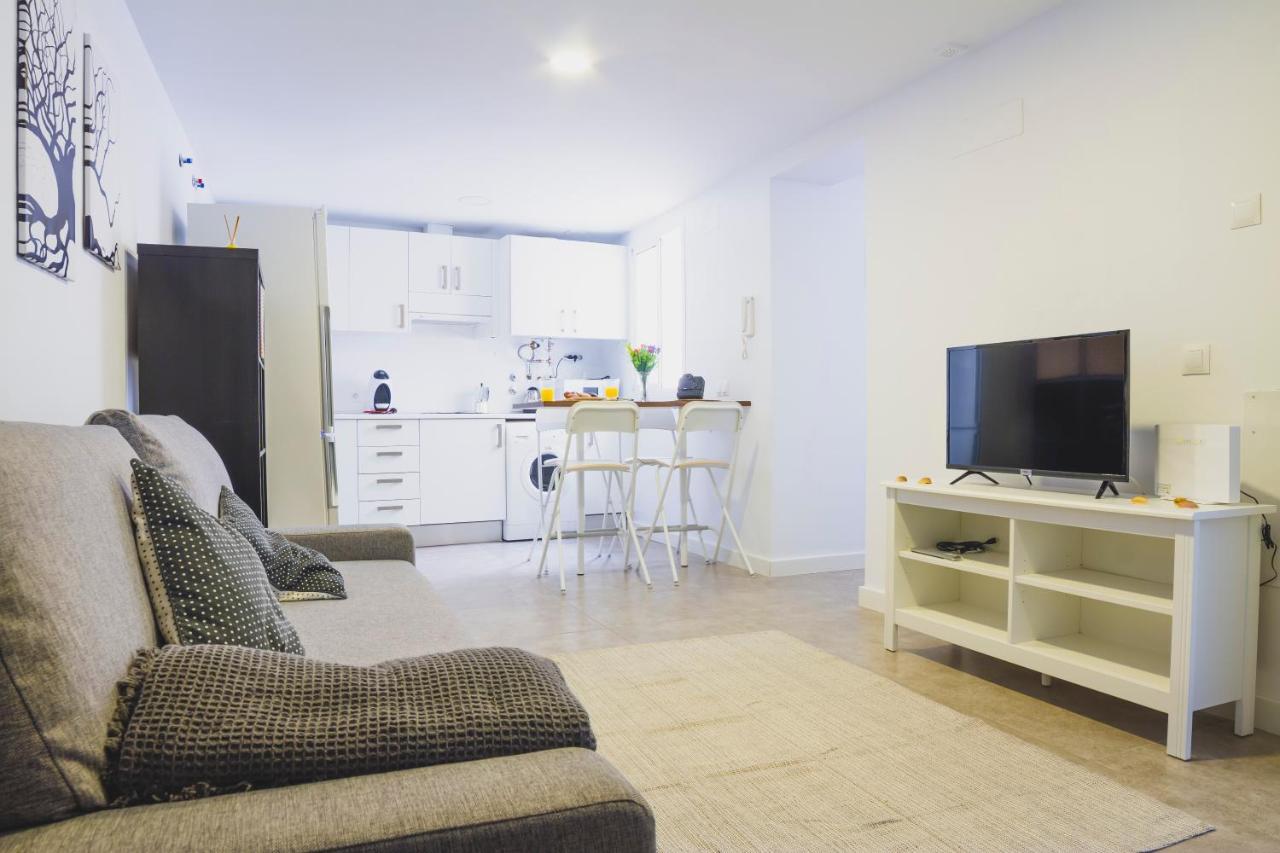 Cdz - Botica, Encantador Apartamento En Pleno Centro Historico Cadiz Bagian luar foto