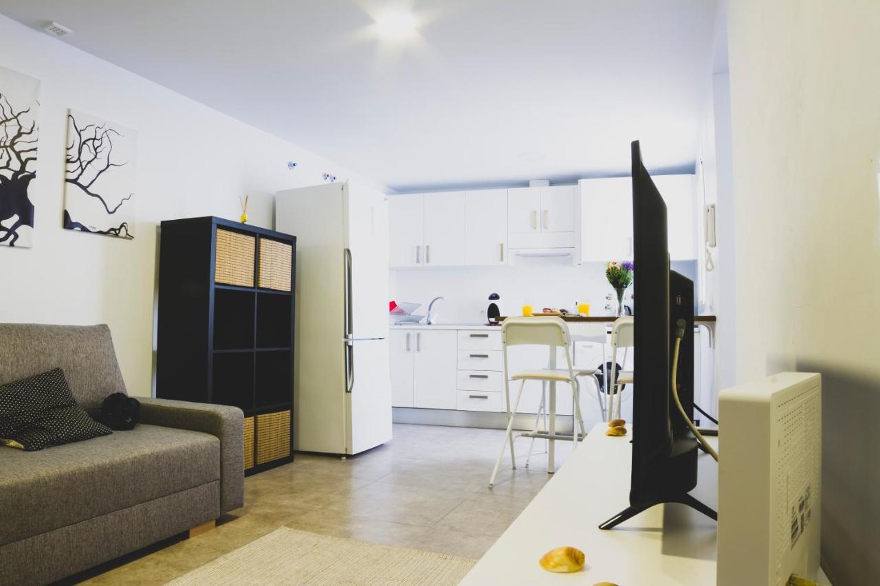 Cdz - Botica, Encantador Apartamento En Pleno Centro Historico Cadiz Bagian luar foto
